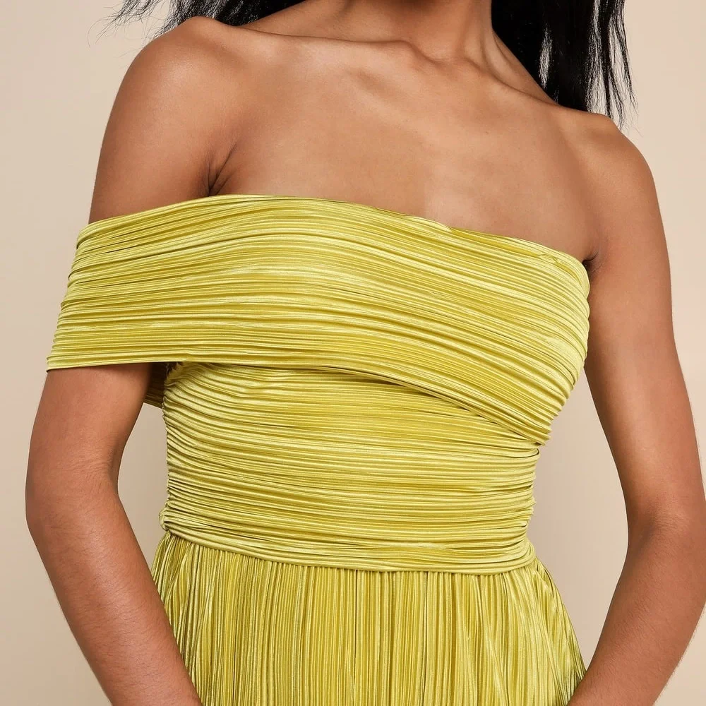 NWOT Poised Performance Chartreuse Plisse One-Shoulder Maxi Dress - Picture 5 of 9